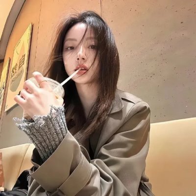 女演员今天依然